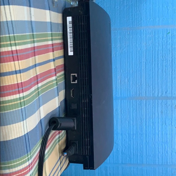 PS3 - Picture 4 of 4